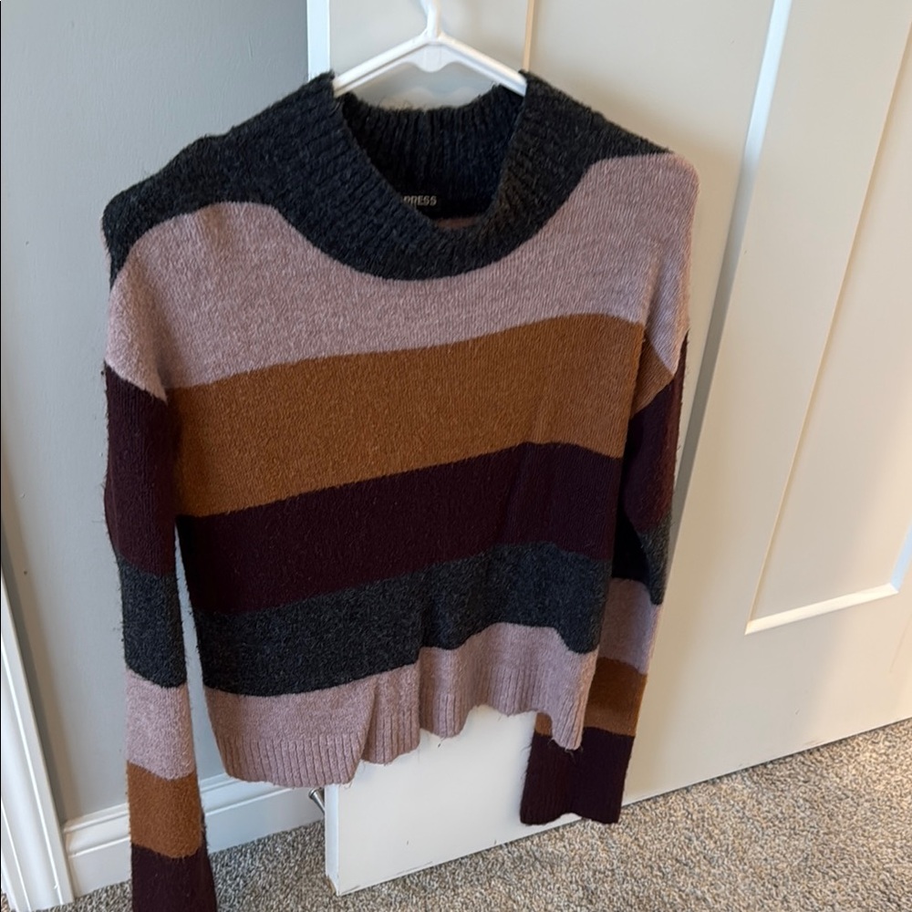 Express Black and Brown Crew Neck Sweater with Color-Block Design